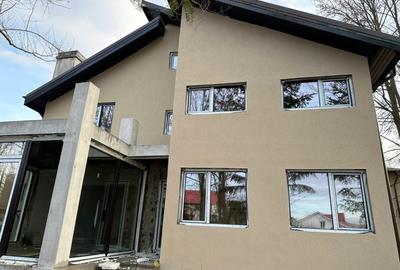 Vila Ghermanesti cu piscina, casa secundara, zona de petreceri si deschidere lac - 5
