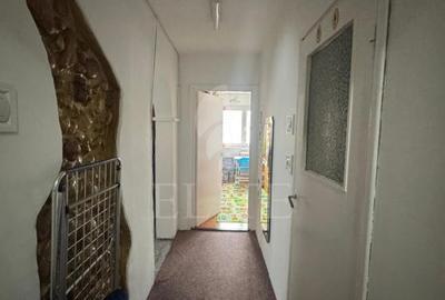 Apartament 3 camere în zona COMPLEX BIG - 8