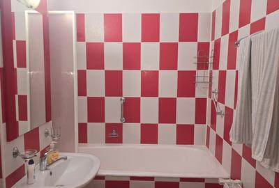 Inchiriez apartament 2 camere decomandat in Deva pe Liliacului, etaj 2, - 3
