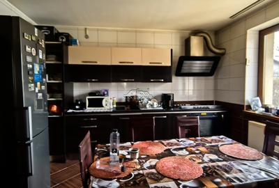 Vila Breaza 380Mp,Teren 1320Mp,aproape de Liceul Militar - 21