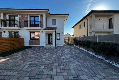 Duplex cu 5 camere în Dumbrăvița