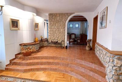 DUPLEX CU INTRARE SI CURTE SEPARATA IN POIANA BRASOV - 1