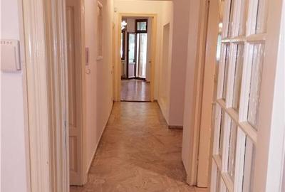 Apartament spectaculos 3 camere | Bulevardul Rosetti, Ultracentral | Investitie - 12