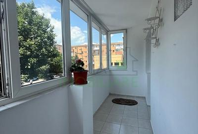 Apartament 3 Camere Decomandat, Etaj 1, Tractorul - 12