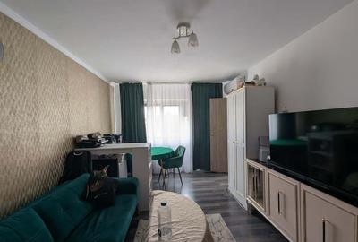 Lipovei | 3 Camere  | Etaj Intermediar | Centrala proprie. - 4