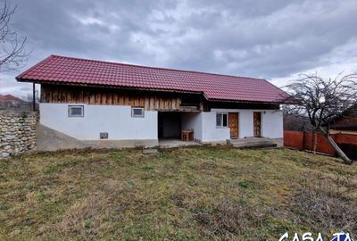 Casa situata in Oras Tismana - Valcele - 2