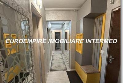 Apartament cu 3 camere decomandat ,Zona km 4-5 - 3