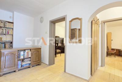 Apartament structura mare zona Racadau - 1