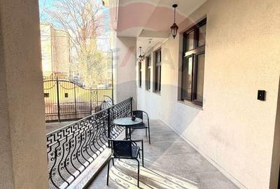 DE INCHIRIAT Spațiu comercial  100mp în zona P-ta Victoriei - 31