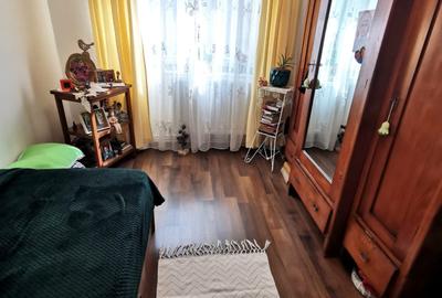 Apartament 3 camere , etaj 1, zona Calea Zarandului - 8