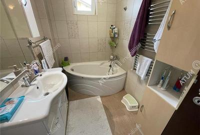 Apartament 3 camere decomandate balcon loc parcare zona Turnisor Sibiu - 9