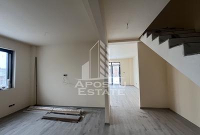 Vila cu poziție excelentă atât ptr locuit cat și ptr sediu firma - 2