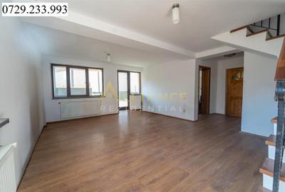 Casă cu 4 camere în Central