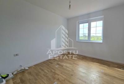 Jumatate de duplex de vanzare, modern, cu 4 camere si 2 bai, Sag, vatra satului - 4