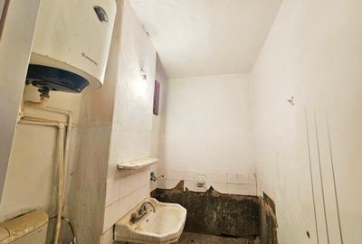 Vanzare apartament 3 camere , etaj 1/4, MICRO 17, zona MINION - 6