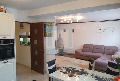 Apartament cu 4 camere decomandat, mobilat în Noua