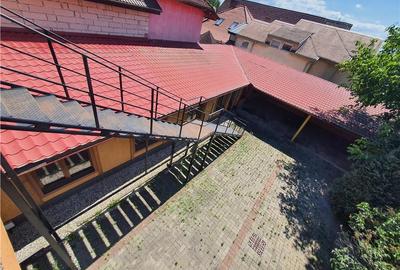 Vilă spațioasă D+P+M zona Terezian,  optima gradinita / sediu fir - 4