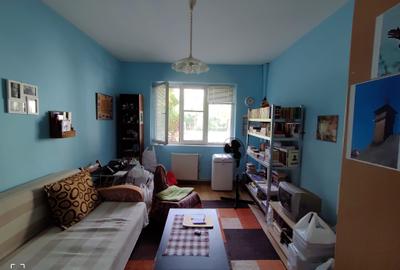 Vânzare garsonieră confort 2 - Aleea Moldovița - 1