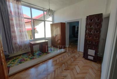 Casa / Casa 4 camere în zona CRISAN - 8