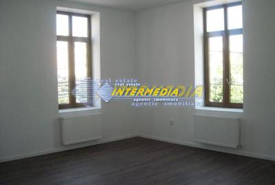 Spatiu Biouri 69 - 85 mp de inchiriat Ultracentral Zona Centru Alba Iulia - 1