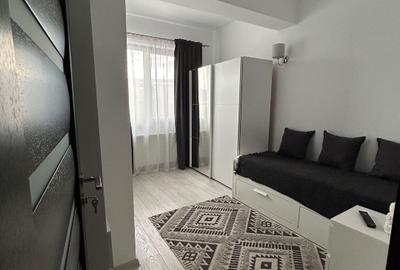 Apartament de vanzare 3 camere - 6