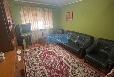 Apartament 4 camere de vânzare – zonă Școala 8 - 13