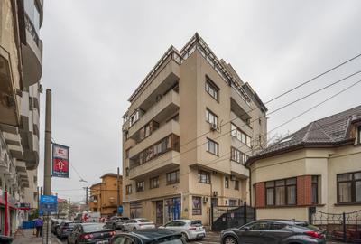 Apartament spectaculos 4 camere | 150 mp utili + terasă generoasă 70 mp | Delea - 38
