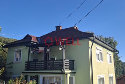 DOUĂ O PENSIUNE ȘI O CASĂ DE VACANȚĂ, SITUATĂ PE ACEAȘI CURTE - 10