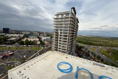Apartament cu 2 camere semidecomandat în Aviației