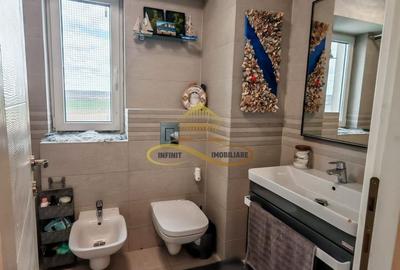 Apartament cu 3 camere, 2 bai , 2 balcoane  -complex Bacovia Fiald - 12