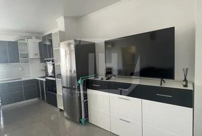 Apartament cu 2 camere semidecomandat, mobilat în Central