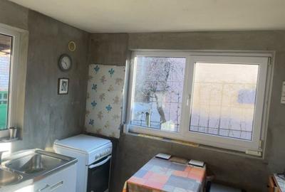 Casă de vanzare in unirea - 4