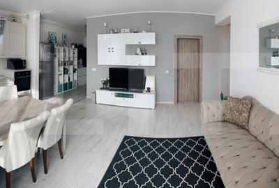 Apartament cu 3 camere semidecomandat în Florești