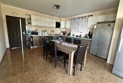 Casa pe 3 nivele si teren de vanzare, central in Sanmartin,  Bihor - 4