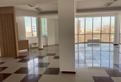 Spatiu comercial/birouri 110 mp - bd. Mamaia - Spitalul Militar