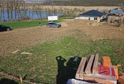 Teren intravilan, langa lac Dumbrava / Ciurbesti, la doar 7 km Podu Ros - 1