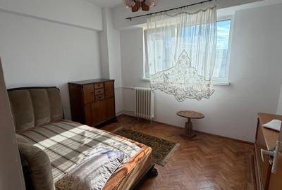Piața Rosetti, Bulevardul Carol - 11