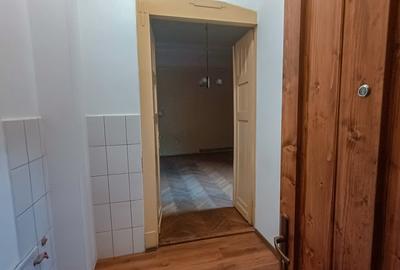 Locuință ultracentrală compusă din două apartamente cu intrări separate - 3