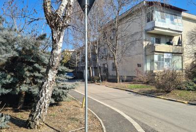 Garsoniera centrala Otopeni transformata in 2 camere - 1