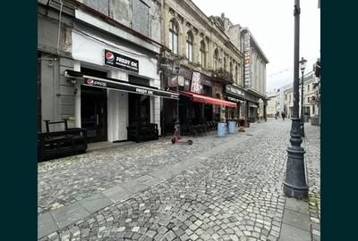 Centrul Istoric - Unirii - suprafata 200 mp,pret 435.000 euro - 1