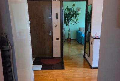 Inchiriez Apartment 3Camere - 3