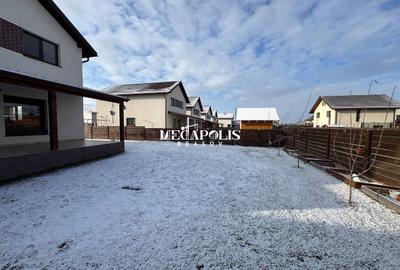 Casă individuală cu 4 camere în Tărlungeni