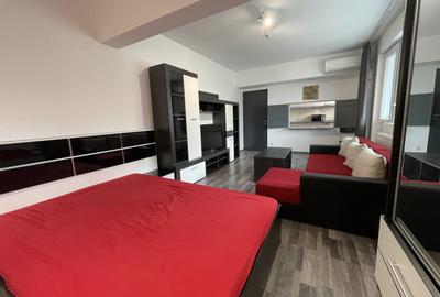 Garsonieră decomandată, mobilată în Calea Victoriei