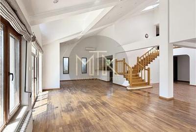 Casă individuală cu 6 camere în Ultracentral