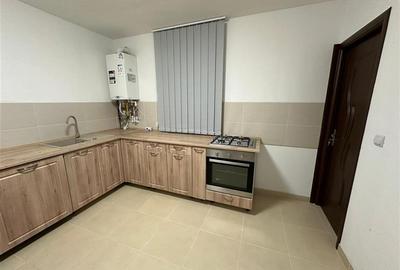 Apartament cu 2 camere decomandat în Cristești