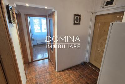 Vânzare apartament 2 camere, et.1, zona Liceului Pedagogic, strada N. Titulescu - 7
