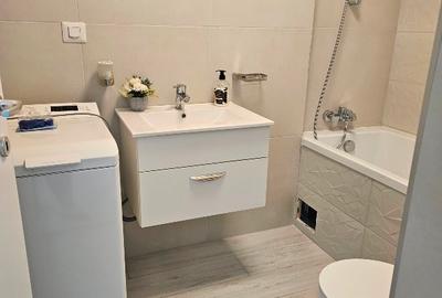 Inchiriez apartament 2 camere in blocul Forest On. Detalii la nr tel 0735317494 - 8