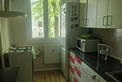 3 camere decomandat Drumul Taberei metrou Râul Doamnei - 1