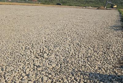 De inchiriat teren Piata Stupini - 1