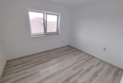 Casă înșiruită, 4 camere – 120 mp utili, zona Micești – La cheie! - 1